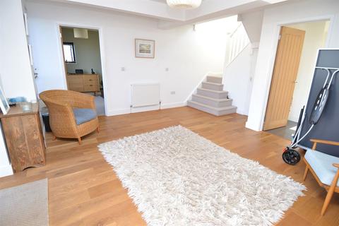 8 Longtye Drive, Chestfield, Whitstable, CT5 3NG