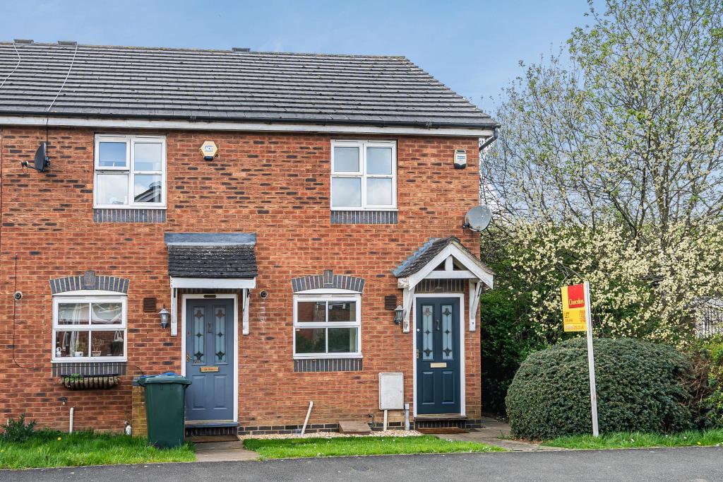 Banbury, Oxfordshire, OX16 2 bed end of terrace house to rent £1,250