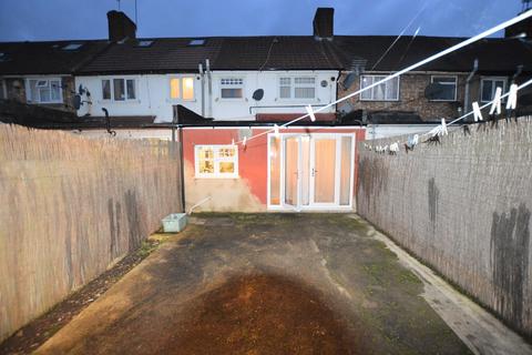 43 Bankside, Southall, UB1 1NH