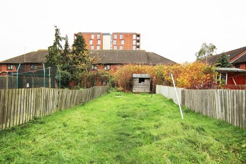 39 Aboyne Road, London, NW10 0EY