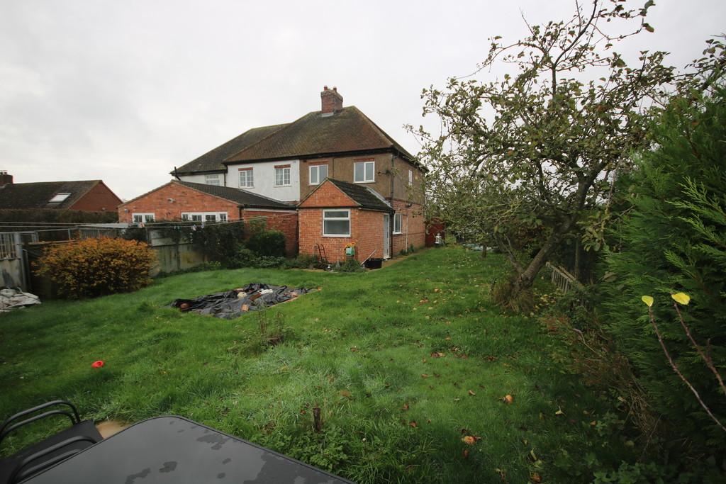 Clawson Lane, Ab Kettleby 3 bed semidetached house £220,000
