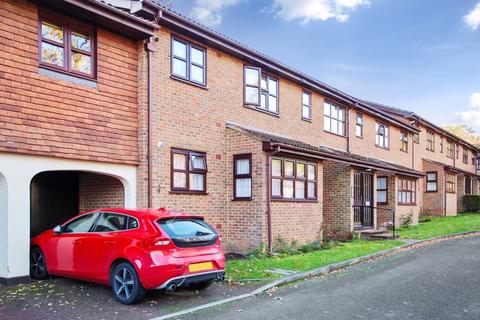 11 Balmoral Gardens, Bexley, DA5 1HR