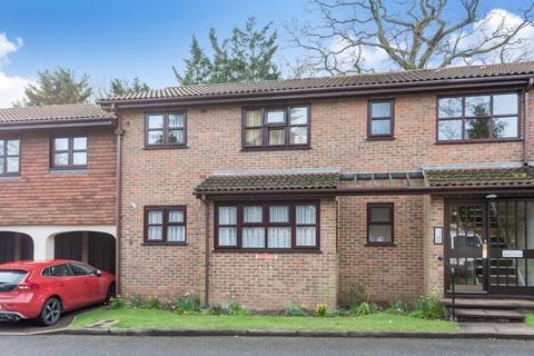11 Balmoral Gardens, Bexley, DA5 1HR