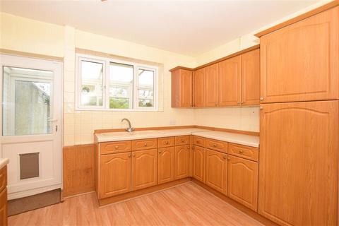 8 Cliffsend Road, Cliffsend, Ramsgate, CT12 5JD