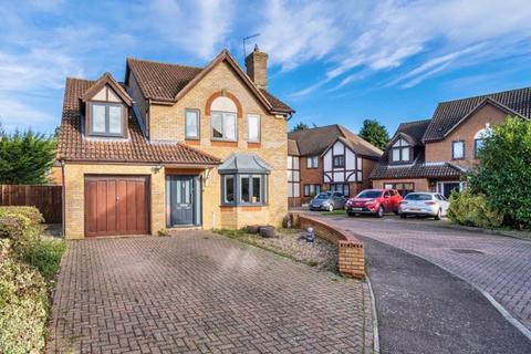 20 Brooke End, Redbourn, St Albans, AL3 7GA