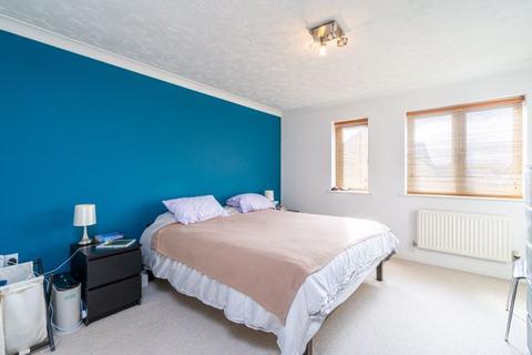 20 Brooke End, Redbourn, St Albans, AL3 7GA