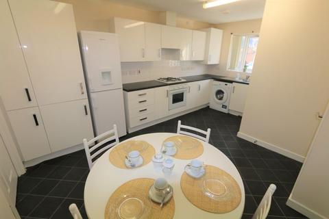 3 Bartons Way, Birmingham, B19 2LJ