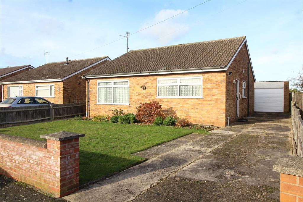 Teal Road, Whittlesey, Peterborough 3 bed detached bungalow £199,995