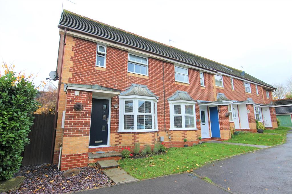 Withy Bush, Burgess Hill 2 bed end of terrace house £295,000