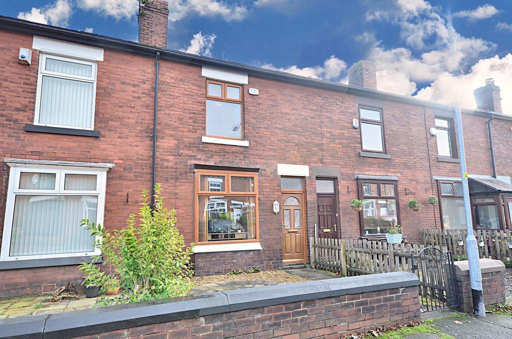 Markland Hill Lane, Bolton, BL1 2 bed terraced house £139,950