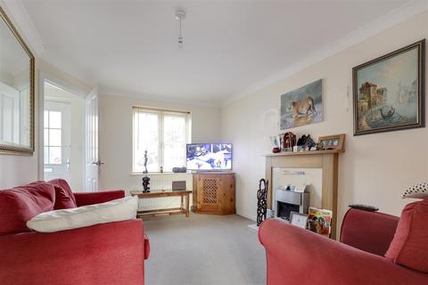 10 Bismuth Drive, Sittingbourne, ME10 5JT