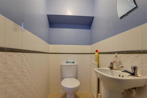 10 Bismuth Drive, Sittingbourne, ME10 5JT