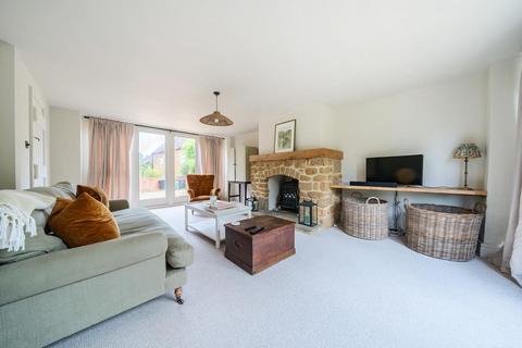 4 bedroom cottage to rent, Avon Dassett,  Warwickshire,  CV47