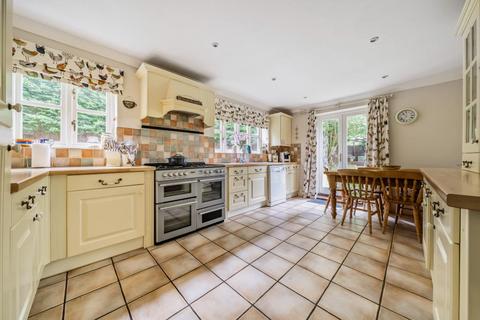 7 bedroom detached house to rent, Bloxham,  Oxfordshire,  OX15