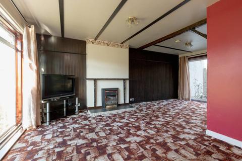 13 Buckstone Dell, Edinburgh, EH10 6PG