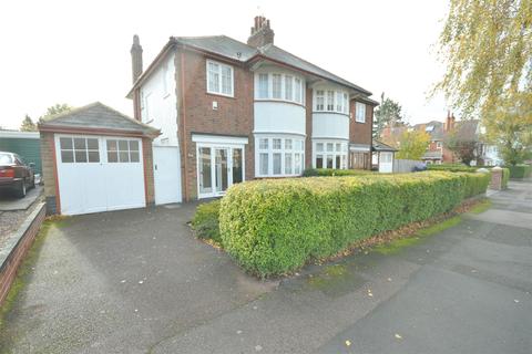 84 Shanklin Drive, Leicester, LE2 3QA
