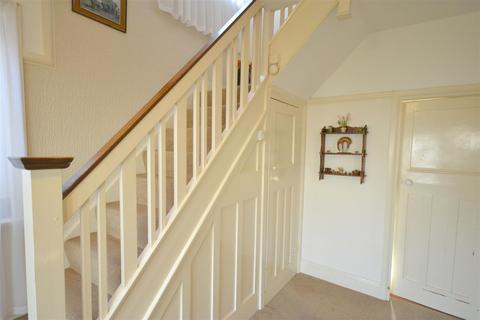 84 Shanklin Drive, Leicester, LE2 3QA