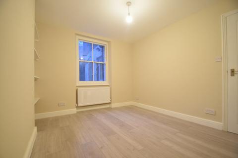 1 bedroom flat to rent - New Kings Road Garden Flat SW6