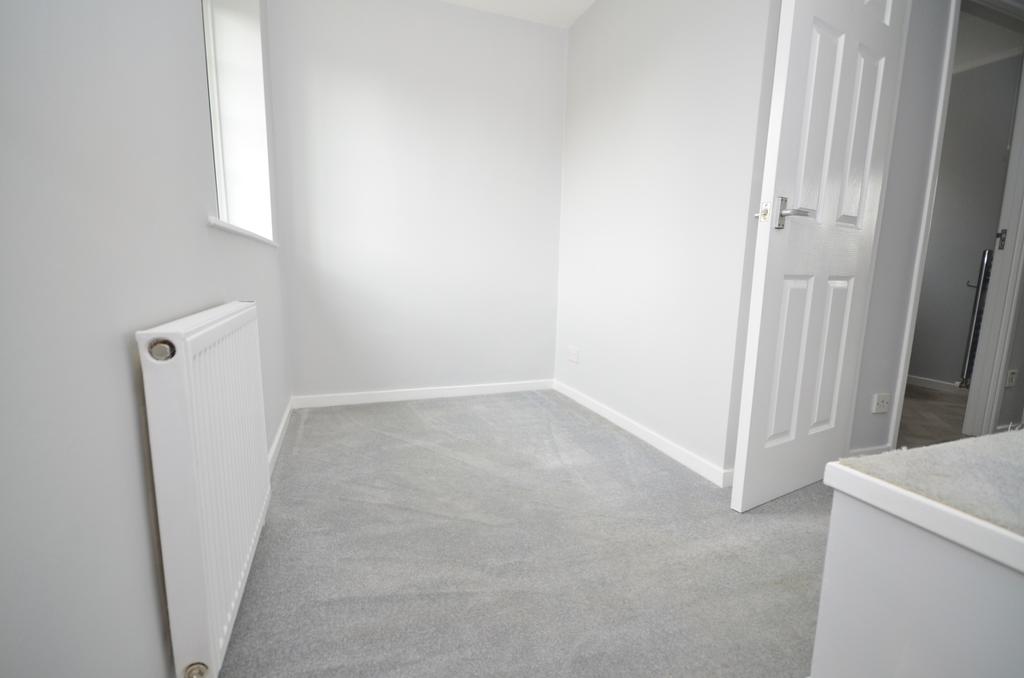 Croydon bed 2