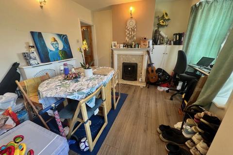3 bedroom terraced house to rent, Brockhurst Road,  Chesham,  HP5