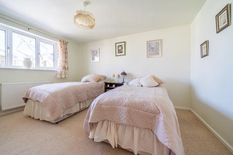 6 Godsons Close, Tenbury Wells, WR15 8HY