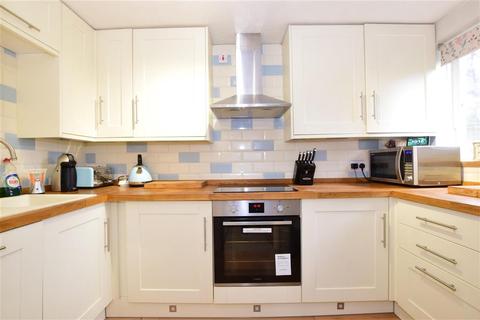 35 Redwood Gardens, London, E4 7NZ