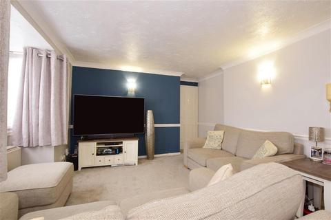 35 Redwood Gardens, London, E4 7NZ