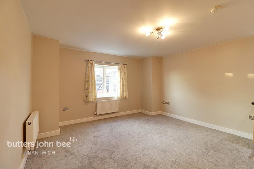 Hastings Road, Nantwich 2 bed apartment £133,000