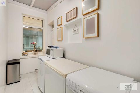 335 Cann Hall Road, London, E11 3NL