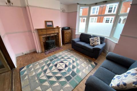 43 Albany Road, Northampton, NN1 5LZ
