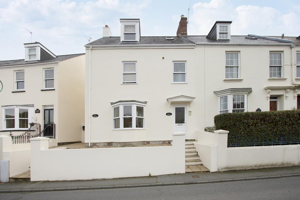 Les Croutes, St Peter Port, Guernsey... 3 bed semidetached house £