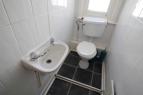 5 bedroom terraced house to rent, Wimborne Road, Bournemouth, Dorset, BH3