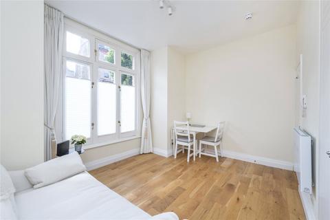 Studio to rent, Denning Road, Hampstead, London