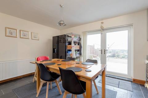 15 Springfield Place, South Queensferry, EH30 9XE