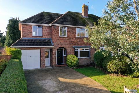 25 Crown Lane, Theale, Reading, RG7 5BG