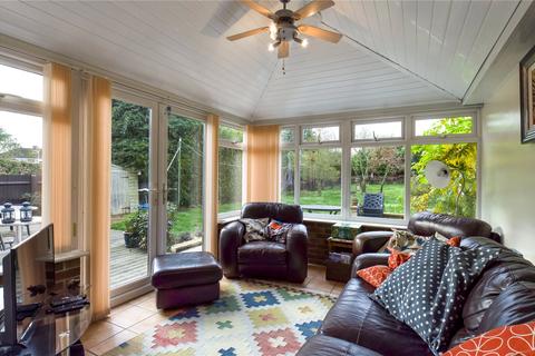 25 Crown Lane, Theale, Reading, RG7 5BG