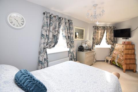 30 Clover Lane, Durrington, Salisbury, SP4 8FG