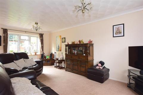 4 Lower Higham Road, Gravesend, DA12 2NG
