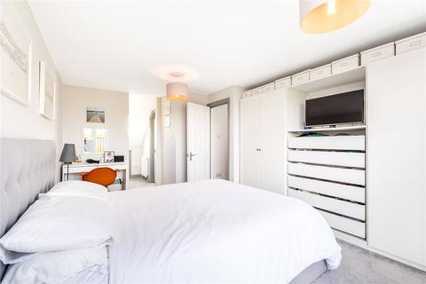 6 Acre Drive, London, SE22 9FD