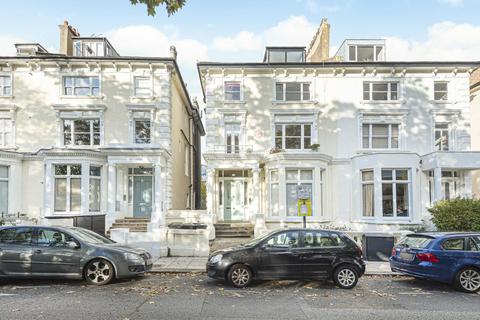 Entrance Floor Flat, 46 Belsize Square, London, NW3 4HN