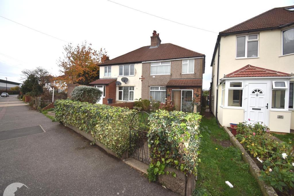 Beavers Lane, Hounslow, TW4 3 bed semidetached house £449,500