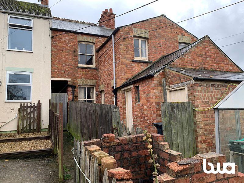 Market Road, Thrapston, Kettering... 3 bed terraced house £74,000