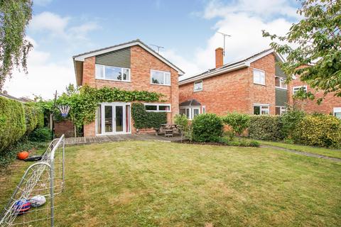 28 Charles Close, Thornbury, Bristol, BS35 1LN