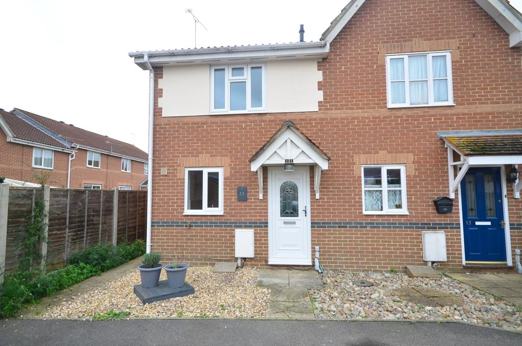 Shorefields Rainham ME8 2 bed terraced house £995 pcm (£230 pw)