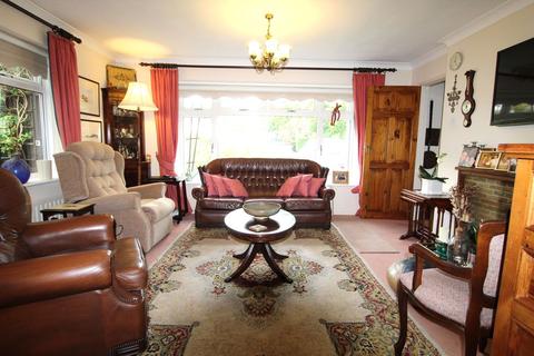 65 Littlestone Road, Littlestone, New Romney, TN28 8LP