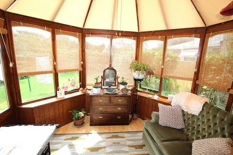 65 Littlestone Road, Littlestone, New Romney, TN28 8LP