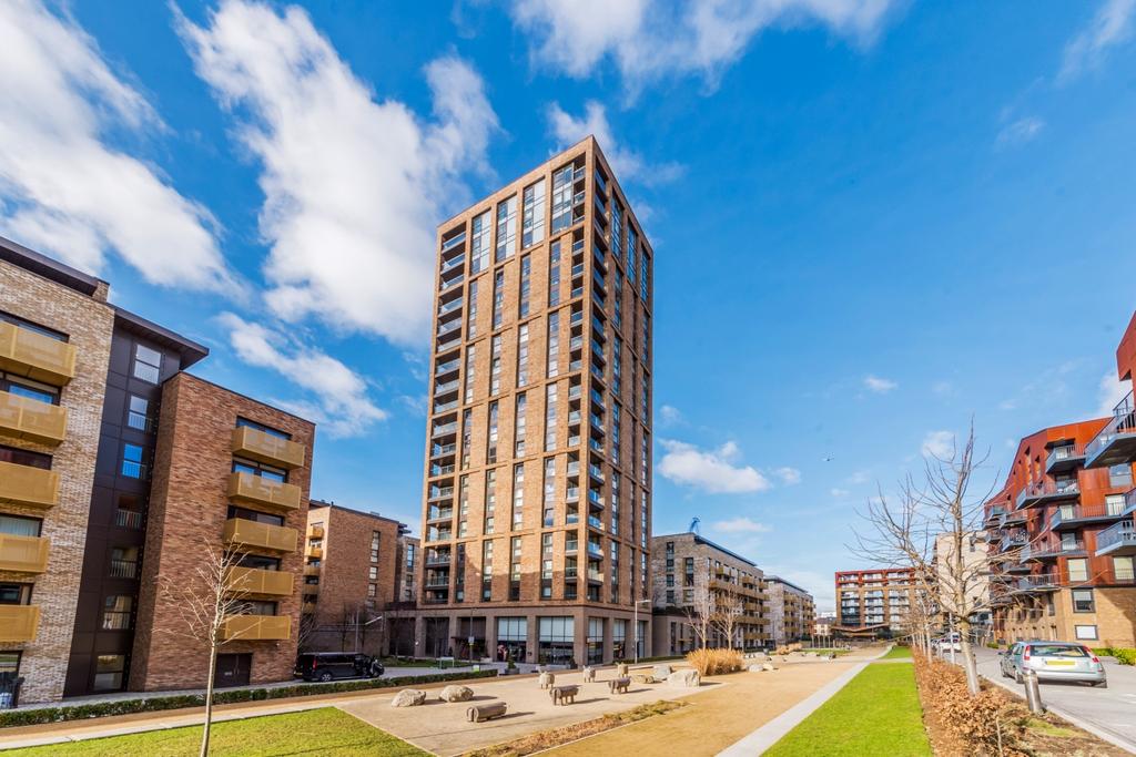Oslo Tower, Greenland Place, Surrey Quays SE8 2 bed apartment £1,798