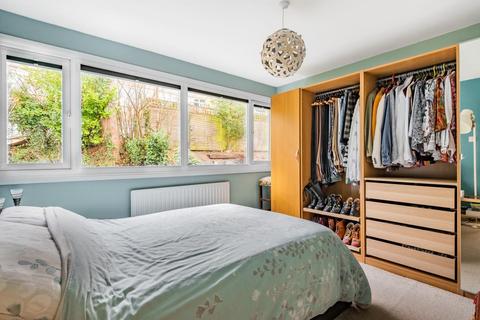 58 Broadlands Avenue, Chesham, HP5 1AL