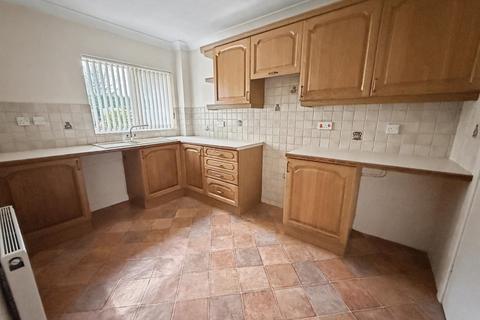 2 bedroom flat to rent, Ferndown