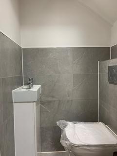 16 Prestwood Avenue, Harrow, HA3 8JZ